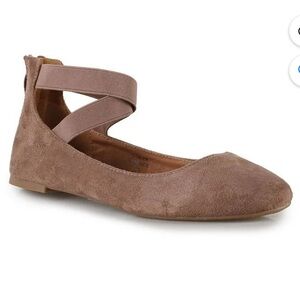 Bella Marie Women’s Tan Criss-Cross Suede Ballet Flats Size 9